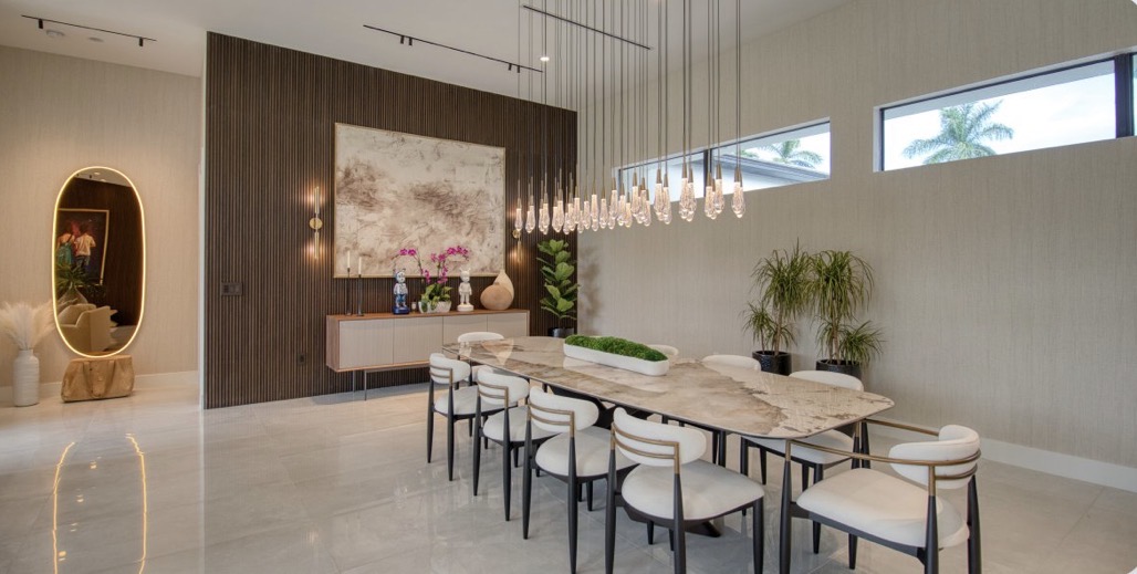 Modern luxury dining room by AR Interiors
